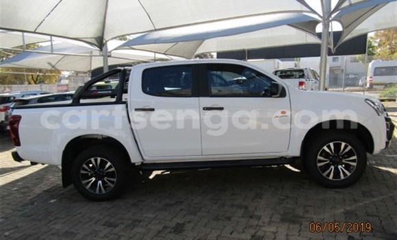 Acheter Occasion Voiture Isuzu KB Blanc à Matsapha, Manzini Acheter Occasion Voiture Isuzu KB Blanc à Matsapha, Manzini