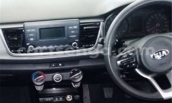 Nunua Ilio tumika Kia Rio Silver Gari ndani ya Mbabane nchini Manzini Nunua Ilio tumika Kia Rio Silver Gari ndani ya Mbabane nchini Manzini