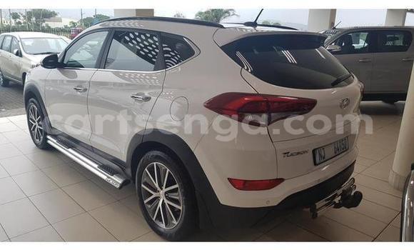 Acheter Occasion Voiture Hyundai Tucson Blanc à Matsapha, Manzini Acheter Occasion Voiture Hyundai Tucson Blanc à Matsapha, Manzini