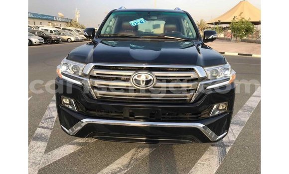 Buy Import Toyota Land Cruiser Black Car in Import - Dubai in Hhohho Buy Import Toyota Land Cruiser Black Car in Import - Dubai in Hhohho