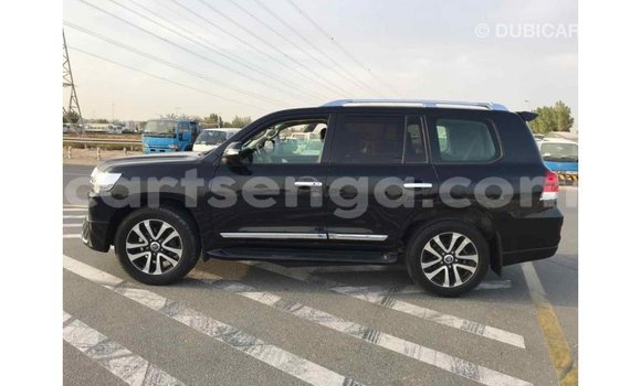 Buy Import Toyota Land Cruiser Black Car in Import - Dubai in Hhohho Buy Import Toyota Land Cruiser Black Car in Import - Dubai in Hhohho