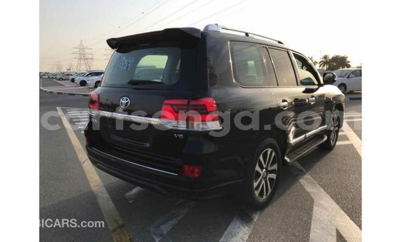 Buy Import Toyota Land Cruiser Black Car in Import - Dubai in Hhohho Buy Import Toyota Land Cruiser Black Car in Import - Dubai in Hhohho