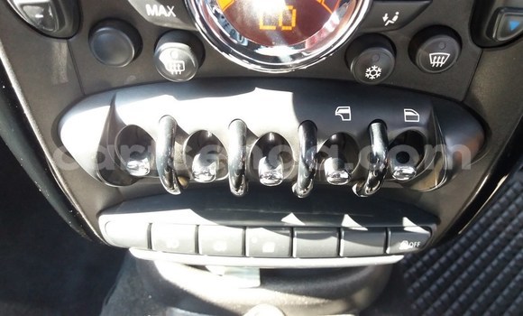 Acheter Occasion Voiture MINI Countryman Blanc à Matsapha, Manzini Acheter Occasion Voiture MINI Countryman Blanc à Matsapha, Manzini