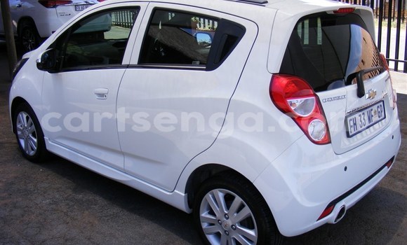 Acheter Occasion Voiture Chevrolet Spark Blanc à Malkerns, Manzini Acheter Occasion Voiture Chevrolet Spark Blanc à Malkerns, Manzini