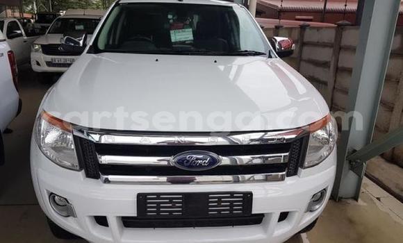 Nunua Ilio tumika Ford Ranger White Gari ndani ya Manzini nchini Manzini Nunua Ilio tumika Ford Ranger White Gari ndani ya Manzini nchini Manzini