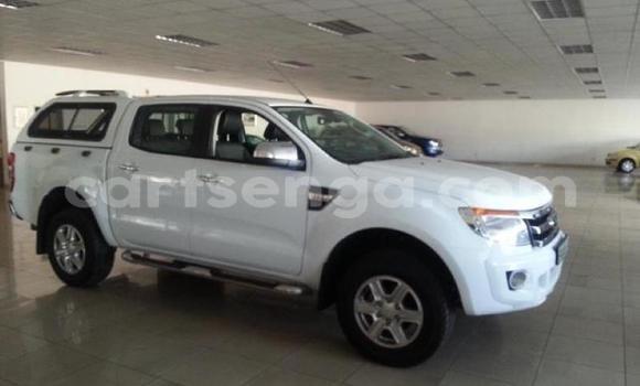 Nunua Ilio tumika Ford Ranger White Gari ndani ya Manzini nchini Manzini Nunua Ilio tumika Ford Ranger White Gari ndani ya Manzini nchini Manzini