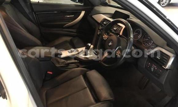 Acheter Occasion Voiture BMW 3–Series Blanc à Bulembu, Hhohho Acheter Occasion Voiture BMW 3–Series Blanc à Bulembu, Hhohho