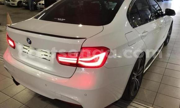 Acheter Occasion Voiture BMW 3–Series Blanc à Bulembu, Hhohho Acheter Occasion Voiture BMW 3–Series Blanc à Bulembu, Hhohho
