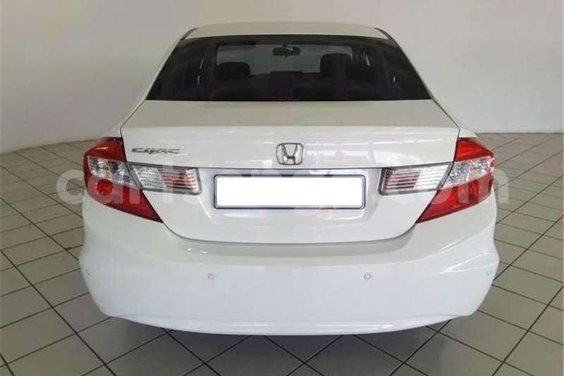 Big with watermark honda civic sedan 1 8 elegance auto 2016 id 63095149 type main 1 