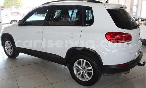 Nunua Ilio tumika Volkswagen Tiguan White Gari ndani ya Manzini nchini Manzini Nunua Ilio tumika Volkswagen Tiguan White Gari ndani ya Manzini nchini Manzini