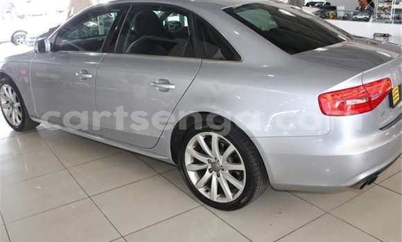 Nunua Ilio tumika Audi A4 Silver Gari ndani ya Manzini nchini Manzini Nunua Ilio tumika Audi A4 Silver Gari ndani ya Manzini nchini Manzini