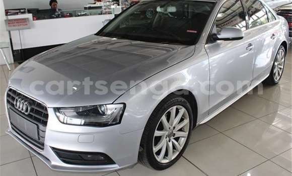 Nunua Ilio tumika Audi A4 Silver Gari ndani ya Manzini nchini Manzini Nunua Ilio tumika Audi A4 Silver Gari ndani ya Manzini nchini Manzini