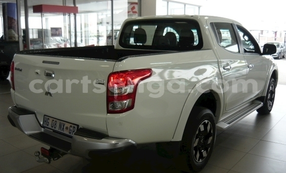 Acheter Occasion Voiture Mitsubishi Triton Blanc à Malkerns, Manzini Acheter Occasion Voiture Mitsubishi Triton Blanc à Malkerns, Manzini