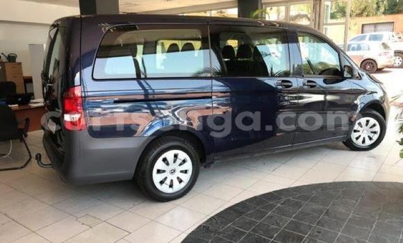 Acheter Occasion Voiture Mercedes‒Benz Vito Noir à Bulembu, Hhohho Acheter Occasion Voiture Mercedes‒Benz Vito Noir à Bulembu, Hhohho