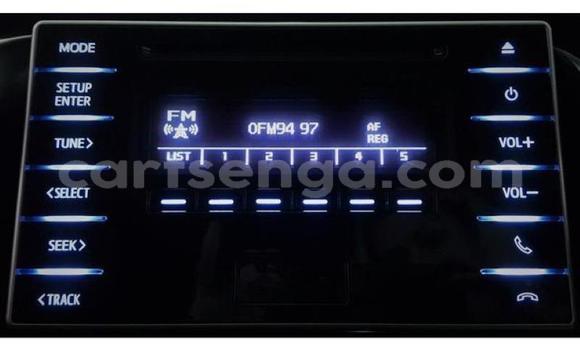 Buy Used Toyota Hilux White Car in Manzini in Manzini Buy Used Toyota Hilux White Car in Manzini in Manzini