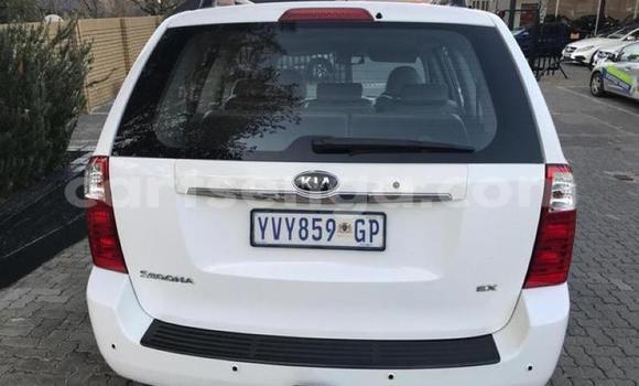 Buy Used Kia Cerato White Car in Matsapha in Manzini Buy Used Kia Cerato White Car in Matsapha in Manzini