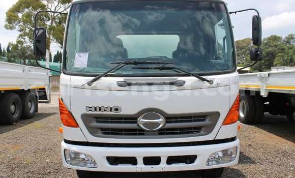 Buy Used Hino 300 Series White Truck in Mbabane in Manzini Buy Used Hino 300 Series White Truck in Mbabane in Manzini
