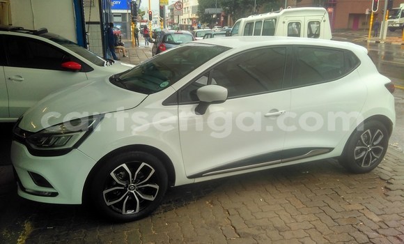 Acheter Occasion Voiture Renault Clio Blanc à Matsapha, Manzini Acheter Occasion Voiture Renault Clio Blanc à Matsapha, Manzini