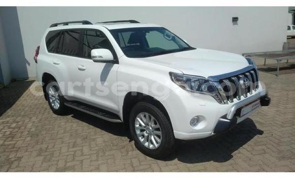 Buy Used Toyota Prado White Car in Matsapha in Manzini Buy Used Toyota Prado White Car in Matsapha in Manzini