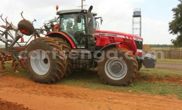 Buy Used Caterpillar 120 Red Truck in Mbabane in Manzini Buy Used Caterpillar 120 Red Truck in Mbabane in Manzini