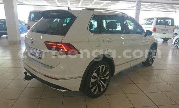 Acheter Occasion Voiture Volkswagen Tiguan Blanc à Manzini, Manzini Acheter Occasion Voiture Volkswagen Tiguan Blanc à Manzini, Manzini
