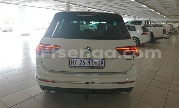 Acheter Occasion Voiture Volkswagen Tiguan Blanc à Manzini, Manzini Acheter Occasion Voiture Volkswagen Tiguan Blanc à Manzini, Manzini
