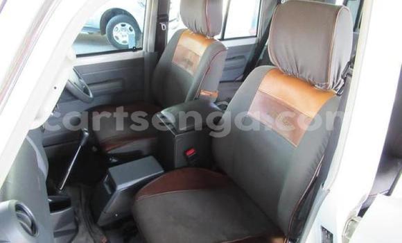 Buy Used Toyota Land Cruiser Beige Car in Mbabane in Manzini Buy Used Toyota Land Cruiser Beige Car in Mbabane in Manzini