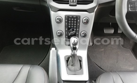 Acheter Occasion Voiture Volvo V40 Autre à Matsapha, Manzini Acheter Occasion Voiture Volvo V40 Autre à Matsapha, Manzini