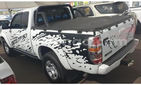 Buy Used Mazda BT-50 White Car in Mbabane in Manzini Buy Used Mazda BT-50 White Car in Mbabane in Manzini