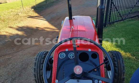 Buy Used Caterpillar 120 Red Truck in Mbabane in Manzini Buy Used Caterpillar 120 Red Truck in Mbabane in Manzini