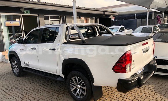 Acheter Occasion Voiture Toyota Hilux Blanc à Malkerns, Manzini Acheter Occasion Voiture Toyota Hilux Blanc à Malkerns, Manzini