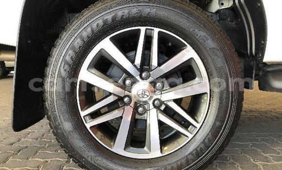 Acheter Occasion Voiture Toyota Hilux Blanc à Malkerns, Manzini Acheter Occasion Voiture Toyota Hilux Blanc à Malkerns, Manzini