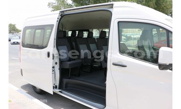 Acheter Import Voiture Toyota Hiace Blanc à Import - Dubai, Hhohho Acheter Import Voiture Toyota Hiace Blanc à Import - Dubai, Hhohho
