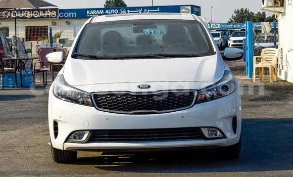 Nunua Imported Kia Cerato White Gari ndani ya Import - Dubai nchini Hhohho Nunua Imported Kia Cerato White Gari ndani ya Import - Dubai nchini Hhohho
