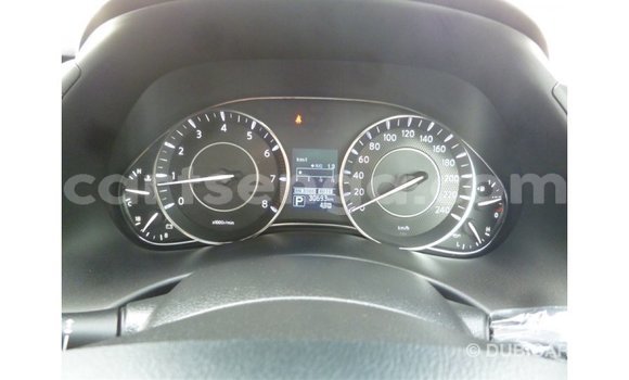 Acheter Import Voiture Nissan Patrol Blanc à Import - Dubai, Hhohho Acheter Import Voiture Nissan Patrol Blanc à Import - Dubai, Hhohho