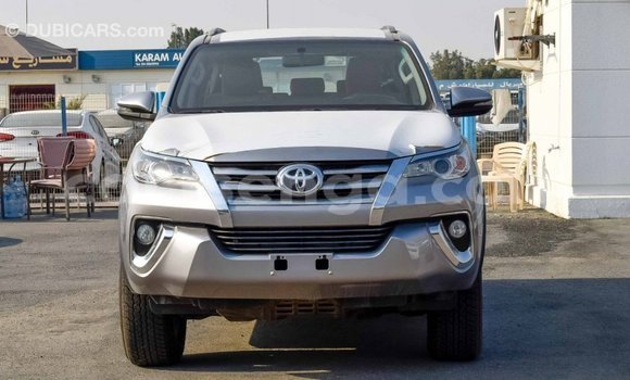 Acheter Import Voiture Toyota Fortuner Autre à Import - Dubai, Hhohho Acheter Import Voiture Toyota Fortuner Autre à Import - Dubai, Hhohho