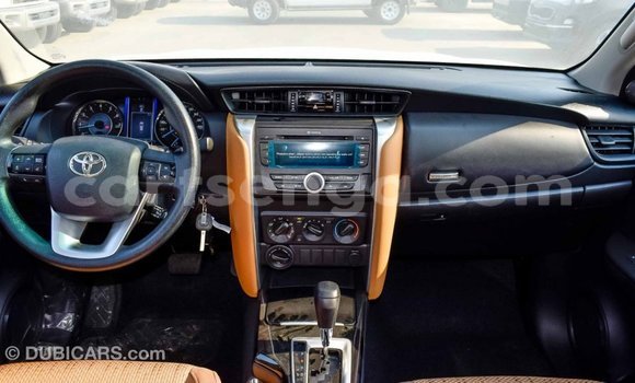 Acheter Import Voiture Toyota Fortuner Autre à Import - Dubai, Hhohho Acheter Import Voiture Toyota Fortuner Autre à Import - Dubai, Hhohho