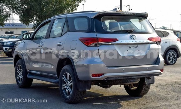 Acheter Import Voiture Toyota Fortuner Autre à Import - Dubai, Hhohho Acheter Import Voiture Toyota Fortuner Autre à Import - Dubai, Hhohho