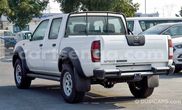 Nunua Imported Nissan NP 300 White Gari ndani ya Import - Dubai nchini Hhohho Nunua Imported Nissan NP 300 White Gari ndani ya Import - Dubai nchini Hhohho