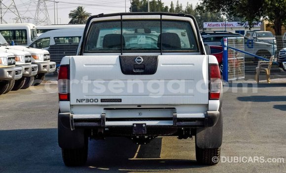 Nunua Imported Nissan NP 300 White Gari ndani ya Import - Dubai nchini Hhohho Nunua Imported Nissan NP 300 White Gari ndani ya Import - Dubai nchini Hhohho