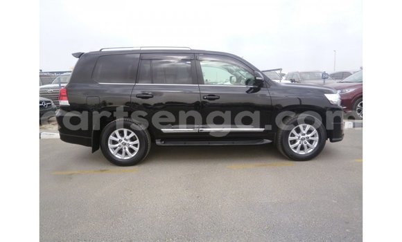 Nunua Imported Toyota Land Cruiser Black Gari ndani ya Import - Dubai nchini Hhohho Nunua Imported Toyota Land Cruiser Black Gari ndani ya Import - Dubai nchini Hhohho