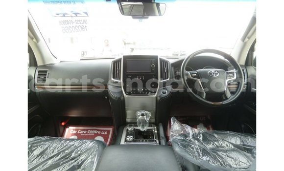 Nunua Imported Toyota Land Cruiser Black Gari ndani ya Import - Dubai nchini Hhohho Nunua Imported Toyota Land Cruiser Black Gari ndani ya Import - Dubai nchini Hhohho