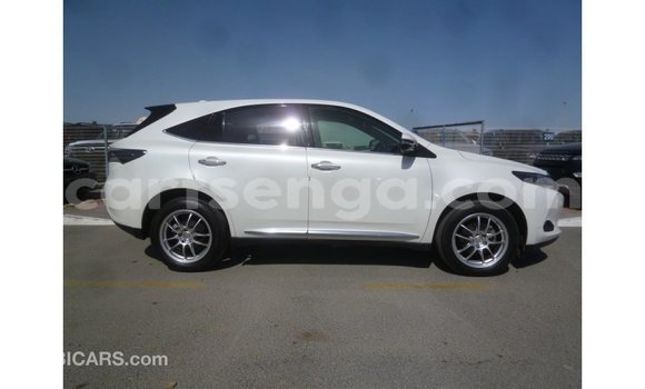 Nunua Imported Toyota Harrier White Gari ndani ya Import - Dubai nchini Hhohho Nunua Imported Toyota Harrier White Gari ndani ya Import - Dubai nchini Hhohho