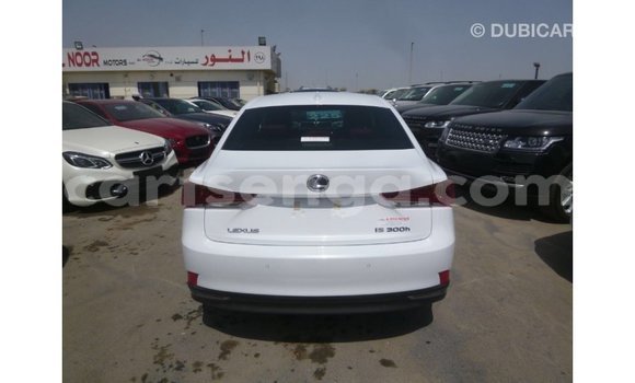 Acheter Import Voiture Lexus IS Blanc à Import - Dubai, Hhohho Acheter Import Voiture Lexus IS Blanc à Import - Dubai, Hhohho