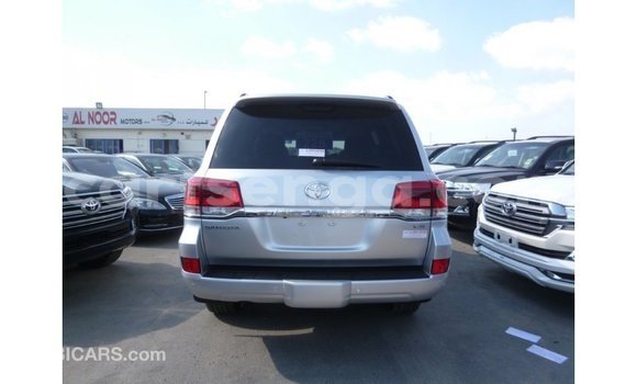 Acheter Import Voiture Toyota Land Cruiser Autre à Import - Dubai, Hhohho Acheter Import Voiture Toyota Land Cruiser Autre à Import - Dubai, Hhohho