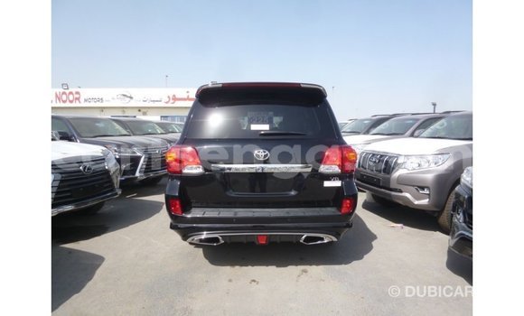 Acheter Import Voiture Toyota Land Cruiser Noir à Import - Dubai, Hhohho Acheter Import Voiture Toyota Land Cruiser Noir à Import - Dubai, Hhohho