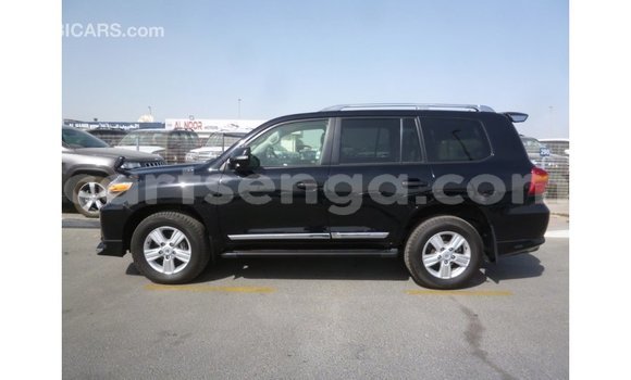 Acheter Import Voiture Toyota Land Cruiser Noir à Import - Dubai, Hhohho Acheter Import Voiture Toyota Land Cruiser Noir à Import - Dubai, Hhohho
