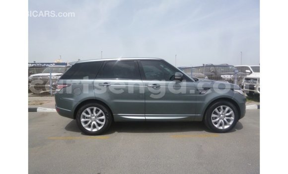 Acheter Import Voiture Land Rover Range Rover Vert à Import - Dubai, Hhohho Acheter Import Voiture Land Rover Range Rover Vert à Import - Dubai, Hhohho