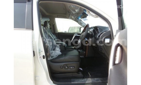 Buy Import Toyota Prado White Car in Import - Dubai in Hhohho Buy Import Toyota Prado White Car in Import - Dubai in Hhohho