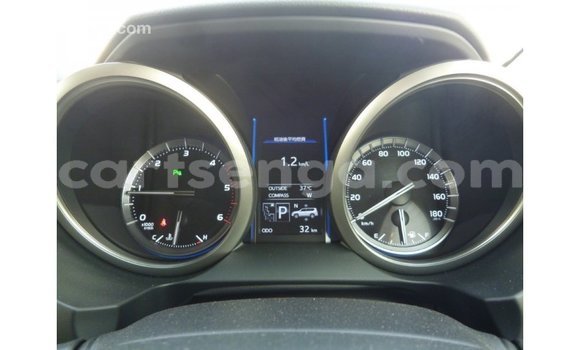 Buy Import Toyota Prado White Car in Import - Dubai in Hhohho Buy Import Toyota Prado White Car in Import - Dubai in Hhohho